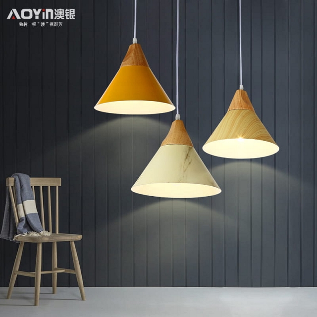 Đèn chùm thả trang trí trong nhà hàng cá tính sáng tạo VNM-AY15-B036