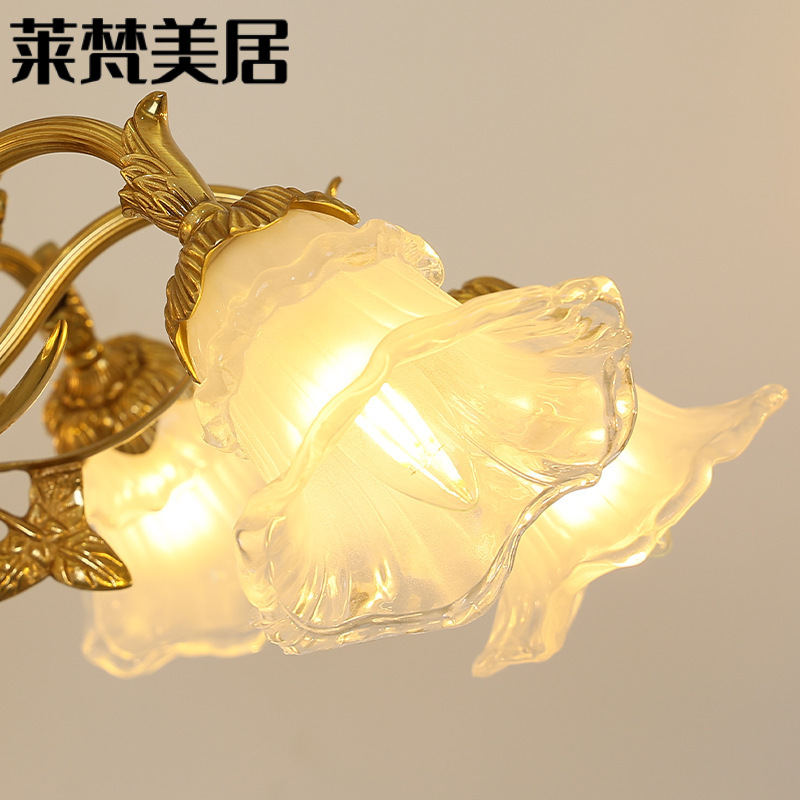 Đèn thả chùm hoa trang trí phòng khách phong cách cổ điển Châu Âu chất liệu đồng VNM-1625